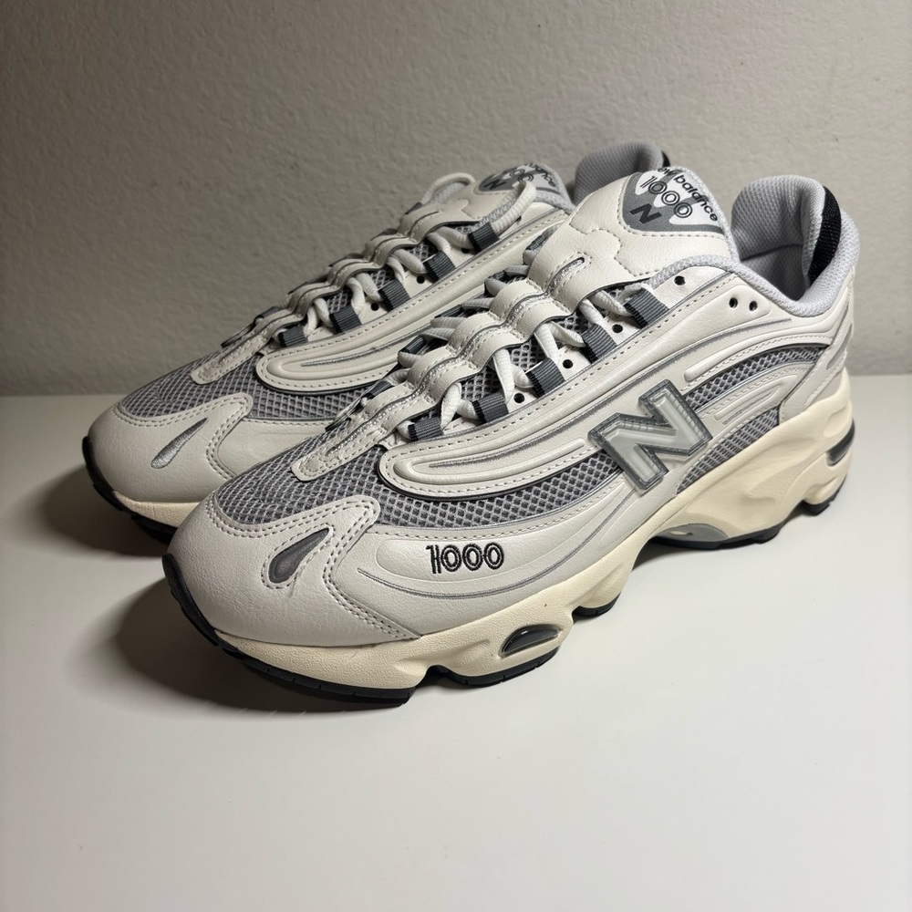 NEW NEW BALANCE 1000 Sea Salt Mens Size 10